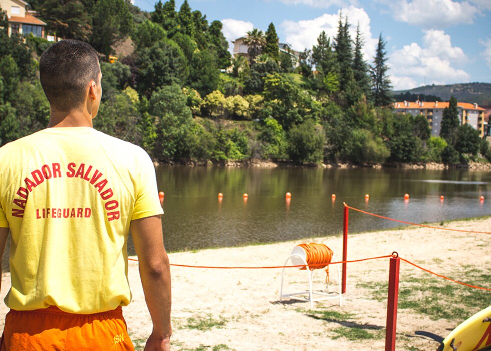 Praia_Fluvial_da_Zona_Verde_vigiada_at___15_de_setembro