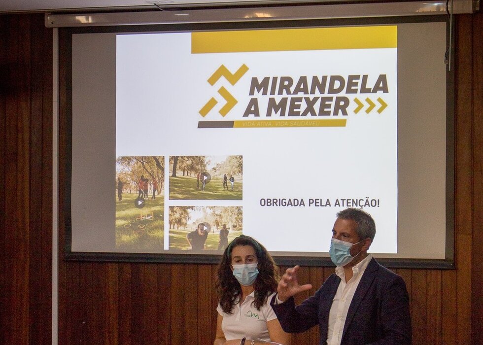 mirandela_a_mexer